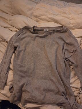Old Navy Beige Crewneck Sweater